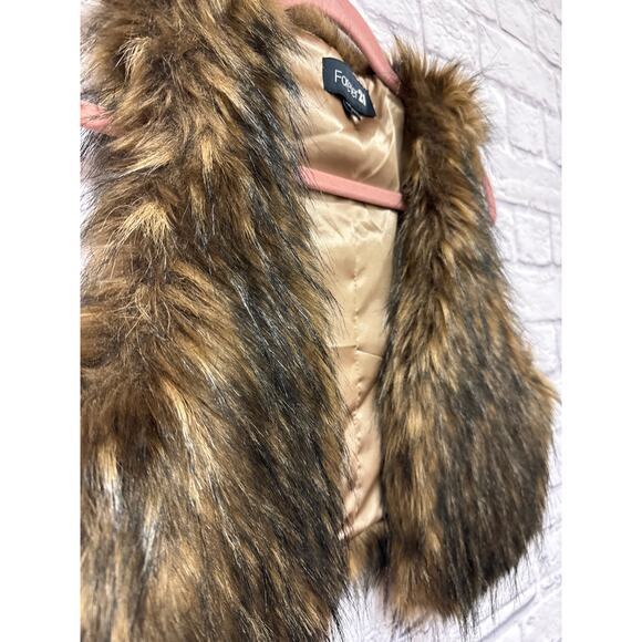 Forever 21 Brown Faux Fur Y2K Vintage Cropped Open Front Vest SZ Small - NWOT - Picture 2 of 4